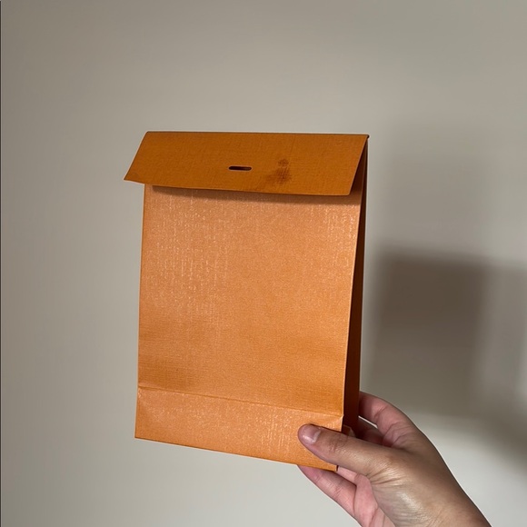 Louis Vuitton Orange Bag with Blue Handles - Picture 4 of 4